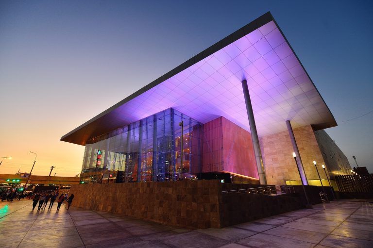 Vial y Vives - DSD, El Gran Teatro Nacional Perú es un escenario multipropósito y se encuentra en San Borja Lima