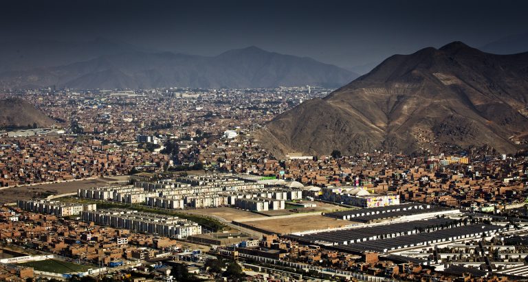 Vial y Vives - Proyecto Parques de El Agustino en Lima