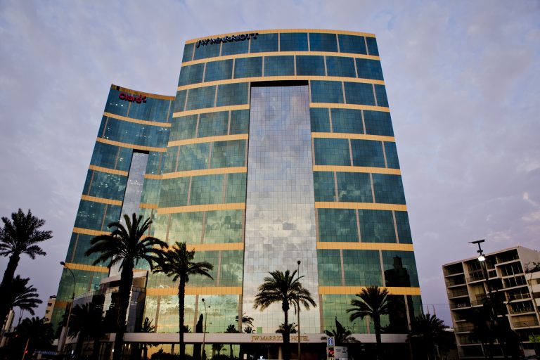 Vial y Vives - DSD, JW Marriott Hotel & Stellaris Casino en Miraflores Lima Peru