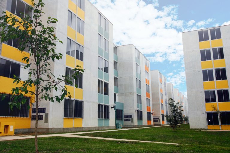 Vial y Vives - Proyecto Parques de El Agustino en Lima