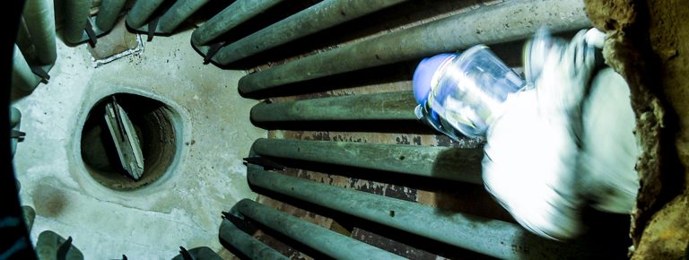 Vial y Vives - Mantención Mayor de la Parada de planta – Unidad de Cracking catalítico en la Refinería Aconcagua para ENAP Refinerías S.A. en Aconcagua Concón en la V Región de Valparaíso en Chile